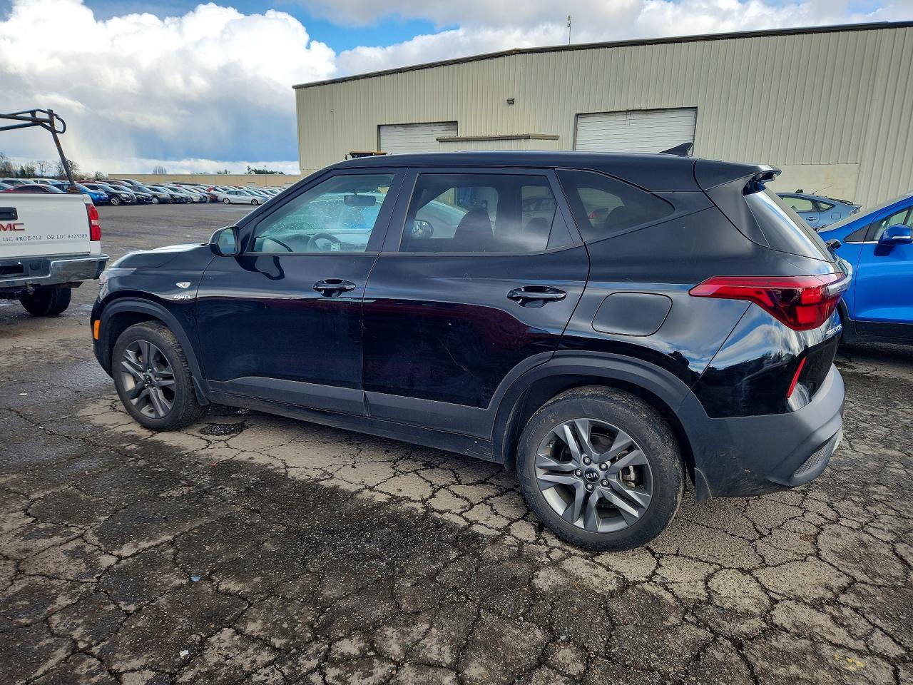 2021 Kia Seltos Lx - zdjęcie 2