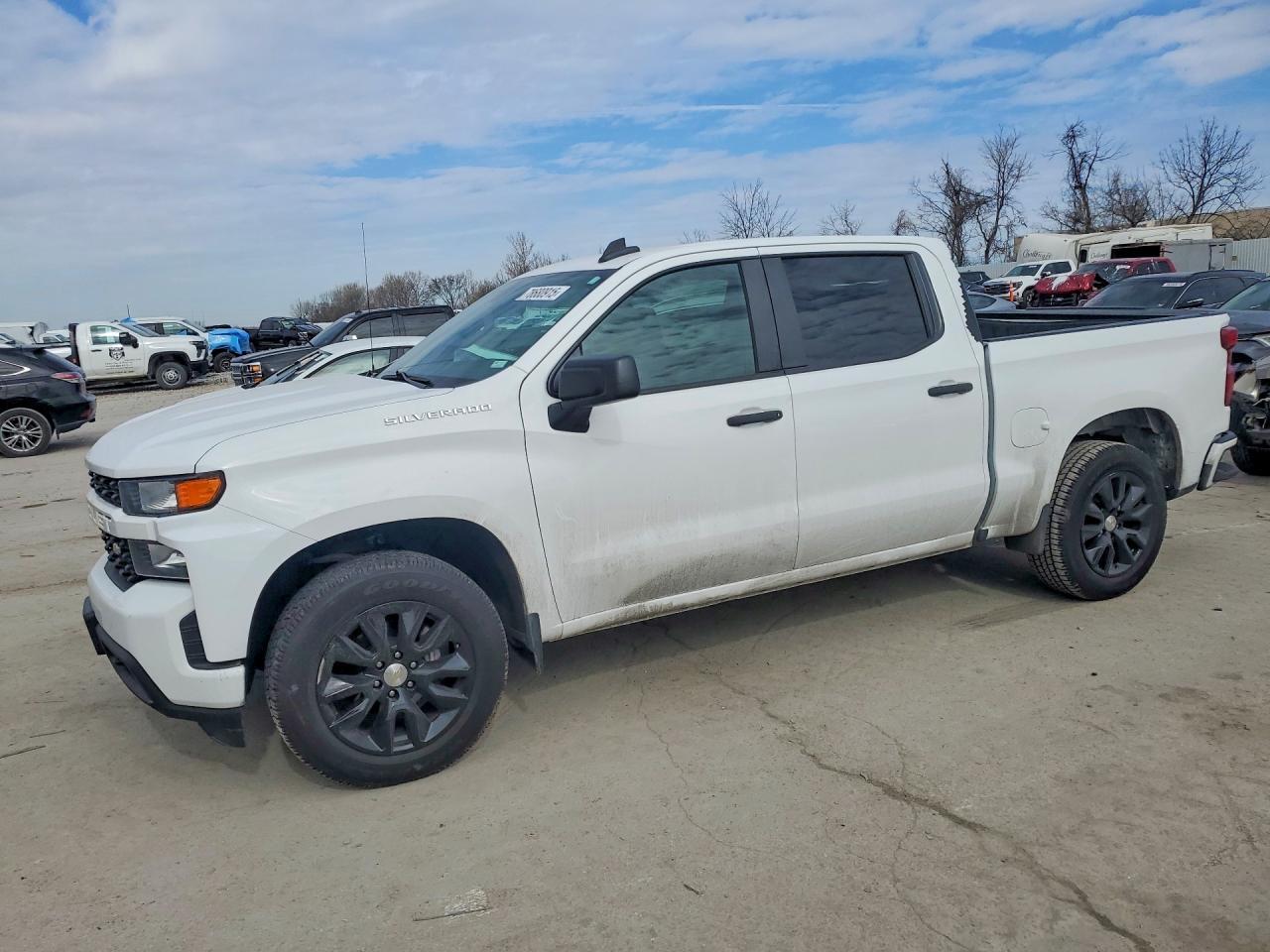 2020 Chevrolet Silverado C1500 Custom - zdjęcie główne