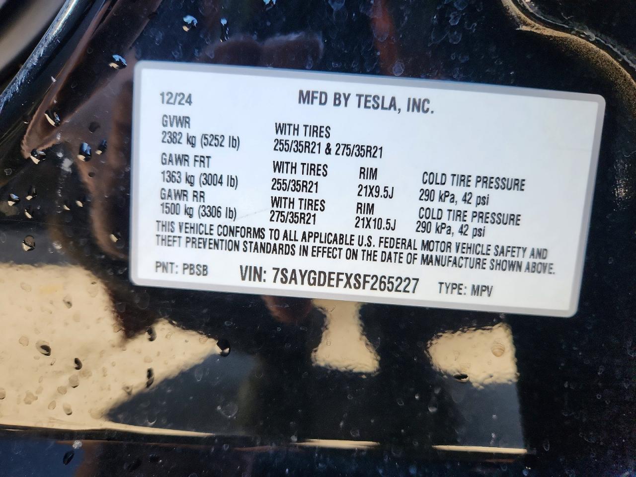 2025 Tesla Model Y - zdjęcie 14