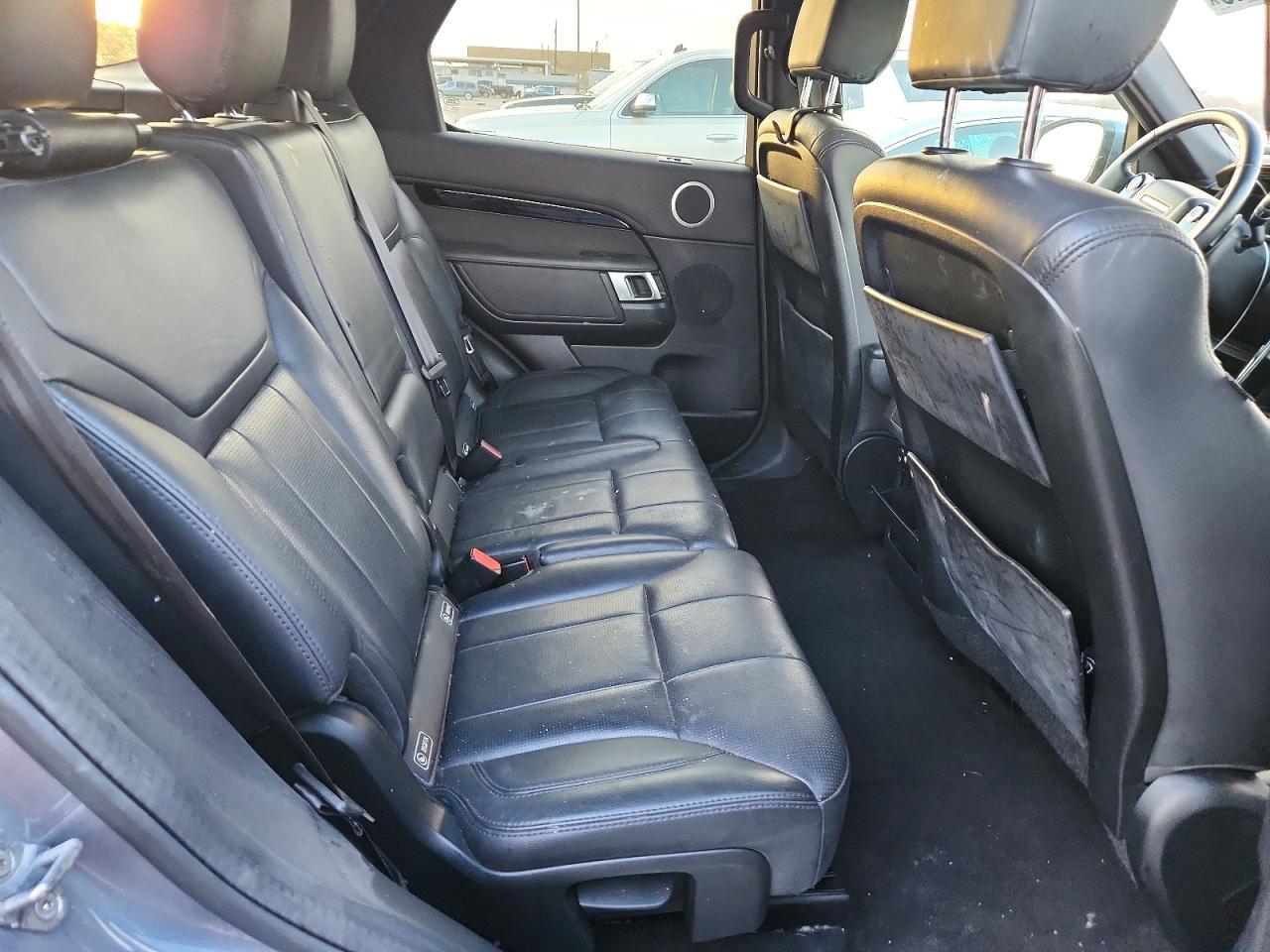 2020 Land Rover Discovery Se - zdjęcie 10