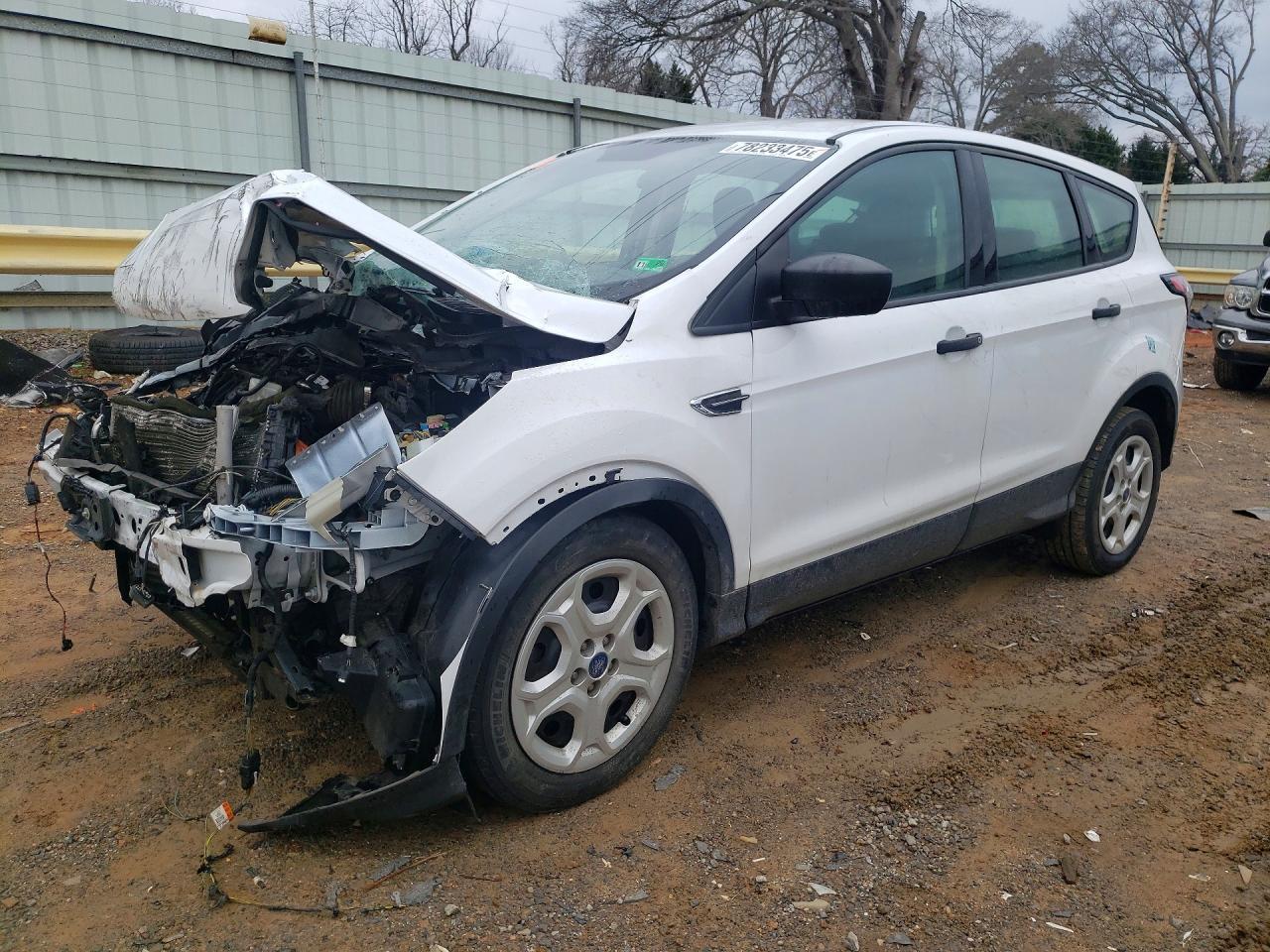 2018 Ford Escape S - zdjęcie główne