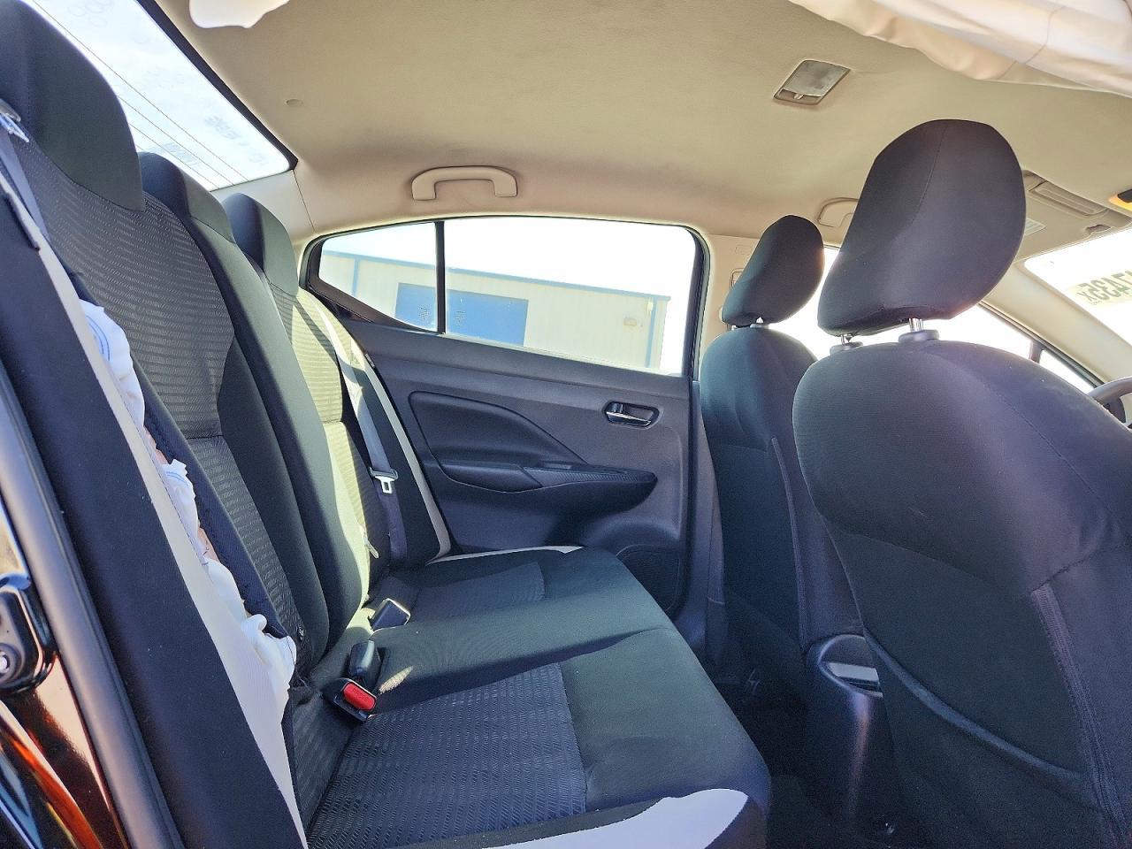 2020 Nissan Versa Sv - zdjęcie 10