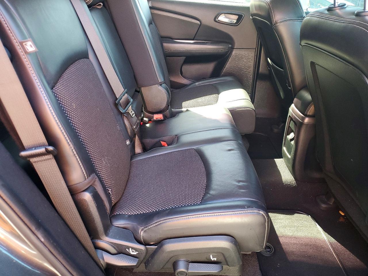 2017 Dodge Journey Crossroad - zdjęcie 11