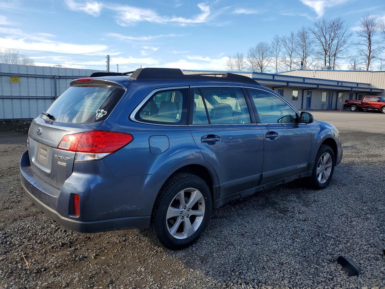 2014 Subaru Outback 2.5I - zdjęcie 3