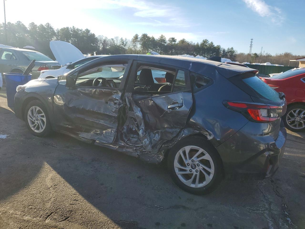 2024 Subaru Impreza - zdjęcie 2