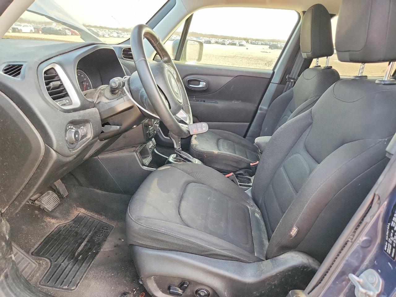 2019 Jeep Renegade Latitude - zdjęcie 7