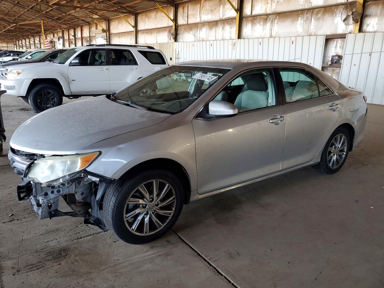 2014 Toyota Camry L - zdjęcie główne