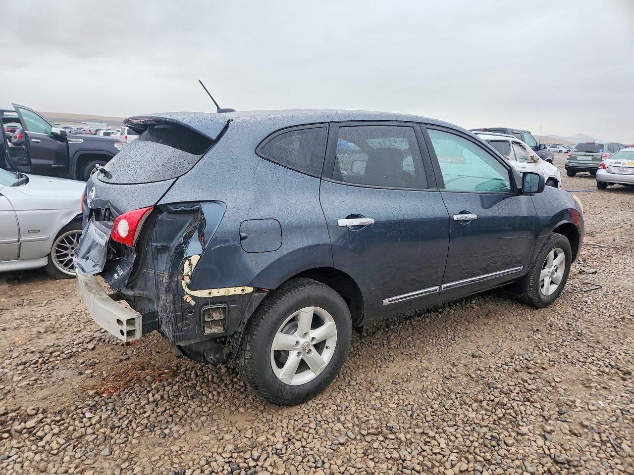 2013 Nissan Rogue S - zdjęcie 3