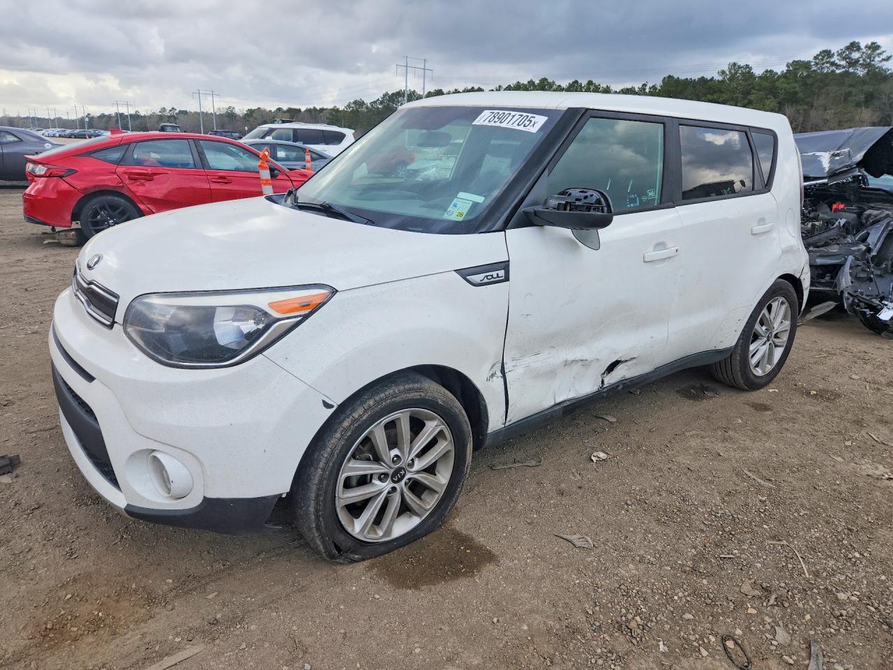 2017 Kia Soul + - zdjęcie główne