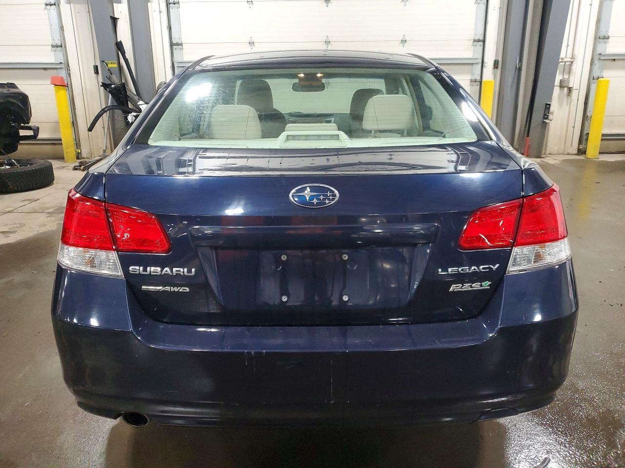 2013 Subaru Legacy 2.5I Premium - zdjęcie 6