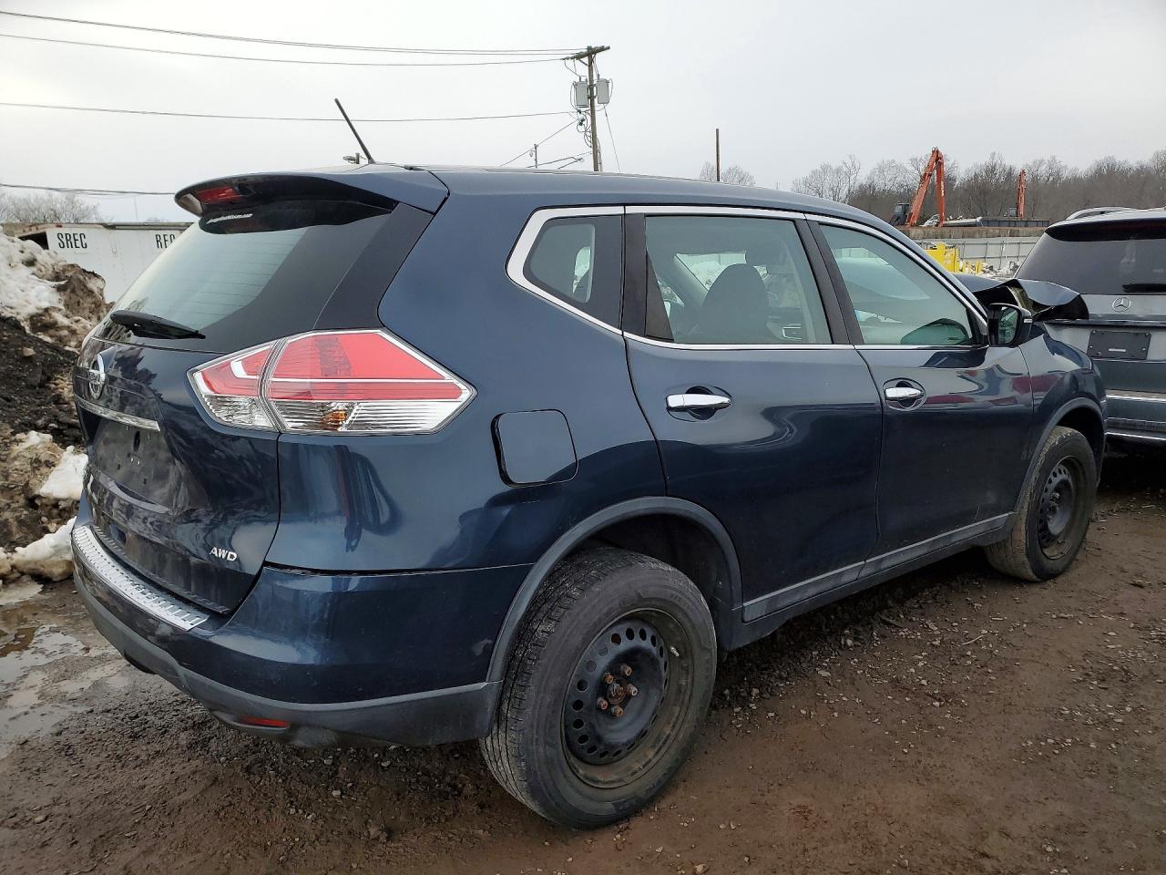 2015 Nissan Rogue S - zdjęcie 3
