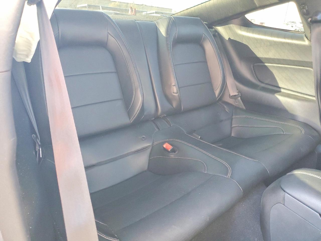 2020 Ford Mustang Gt - zdjęcie 10