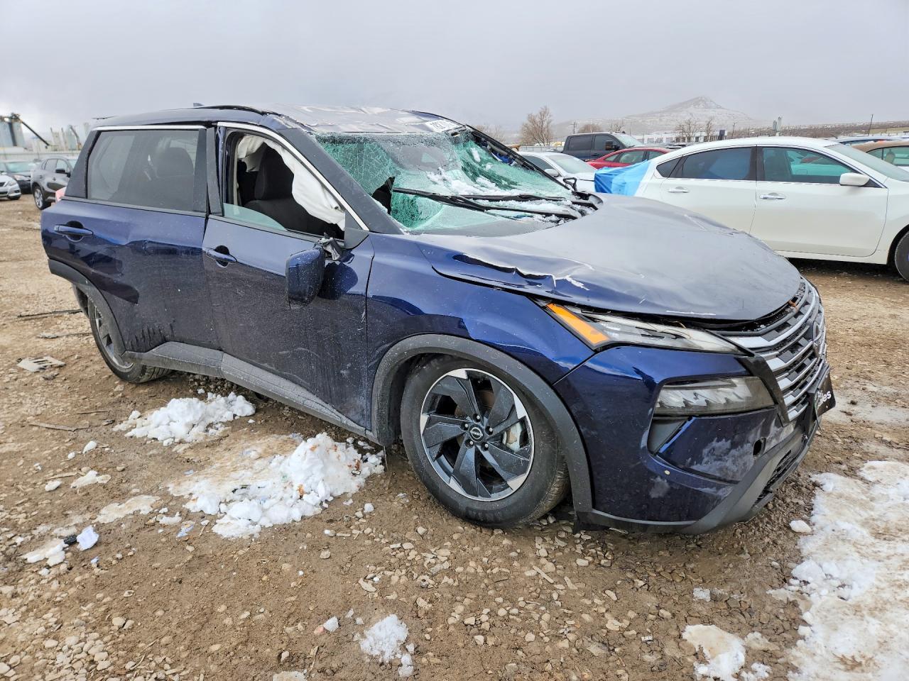 2024 Nissan Rogue Sv - zdjęcie 4