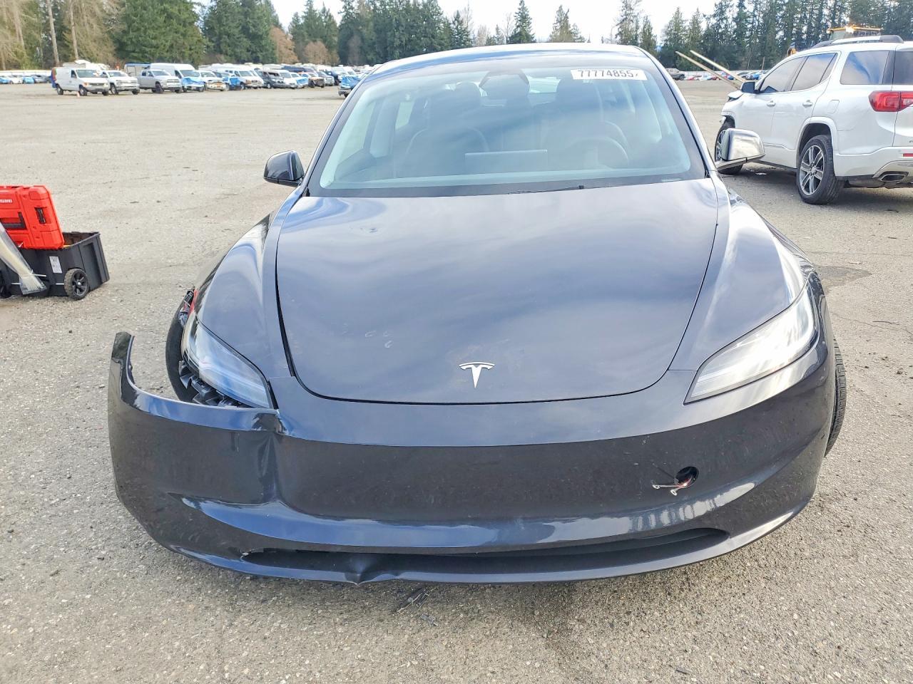 2024 Tesla Model 3 - zdjęcie 5