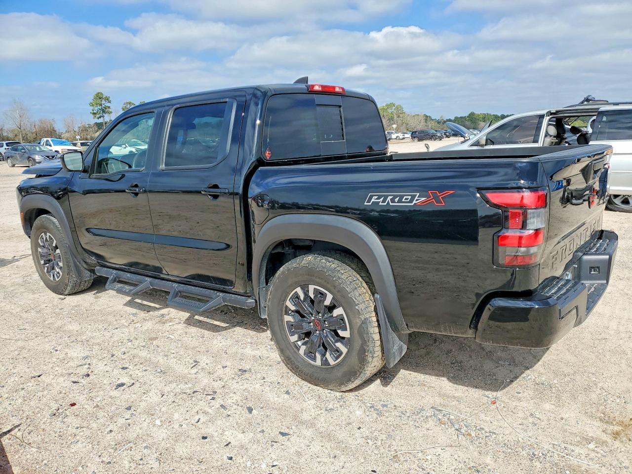 2024 Nissan Frontier S - zdjęcie 2