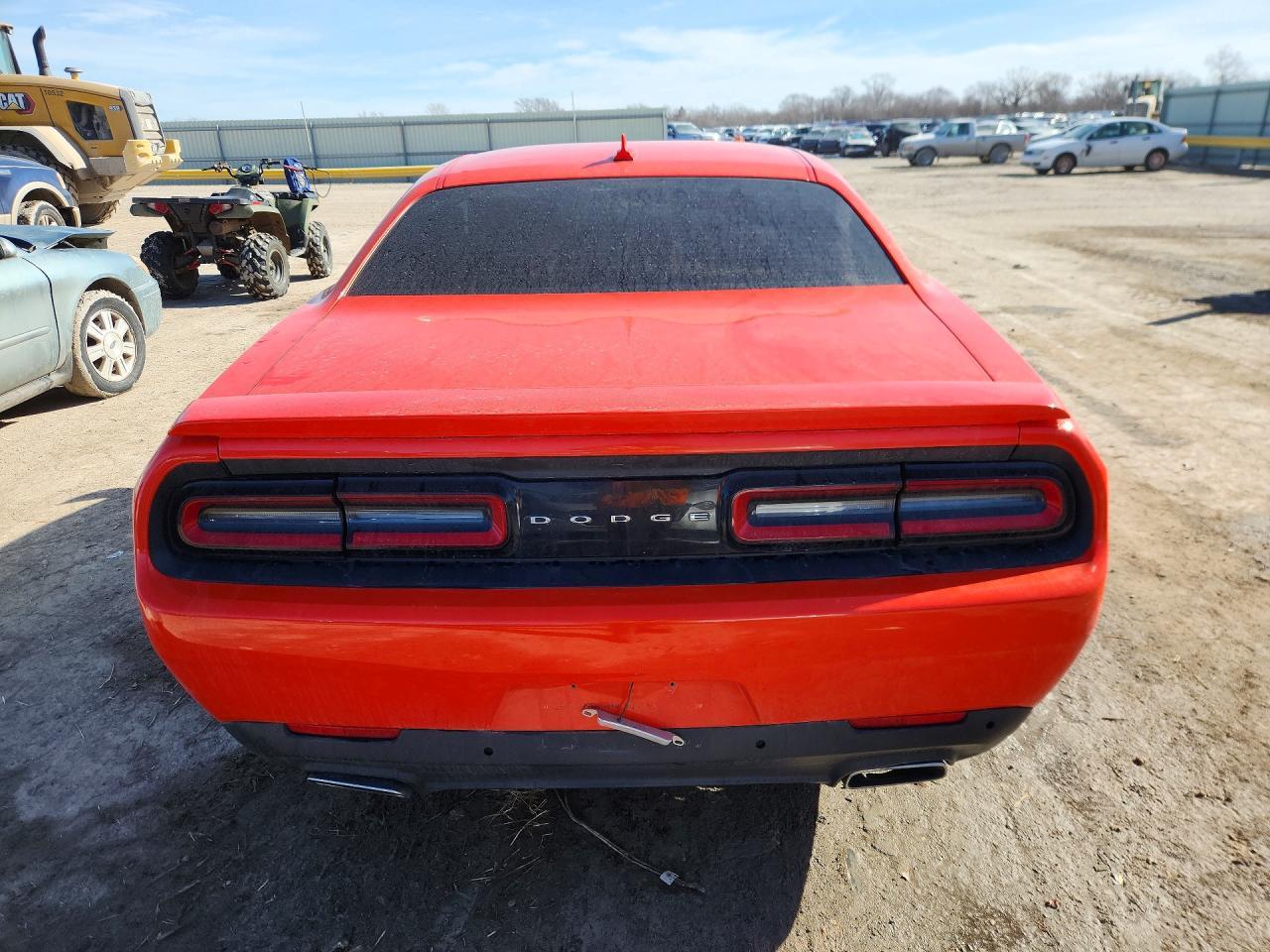 2016 Dodge Challenger Sxt - zdjęcie 6