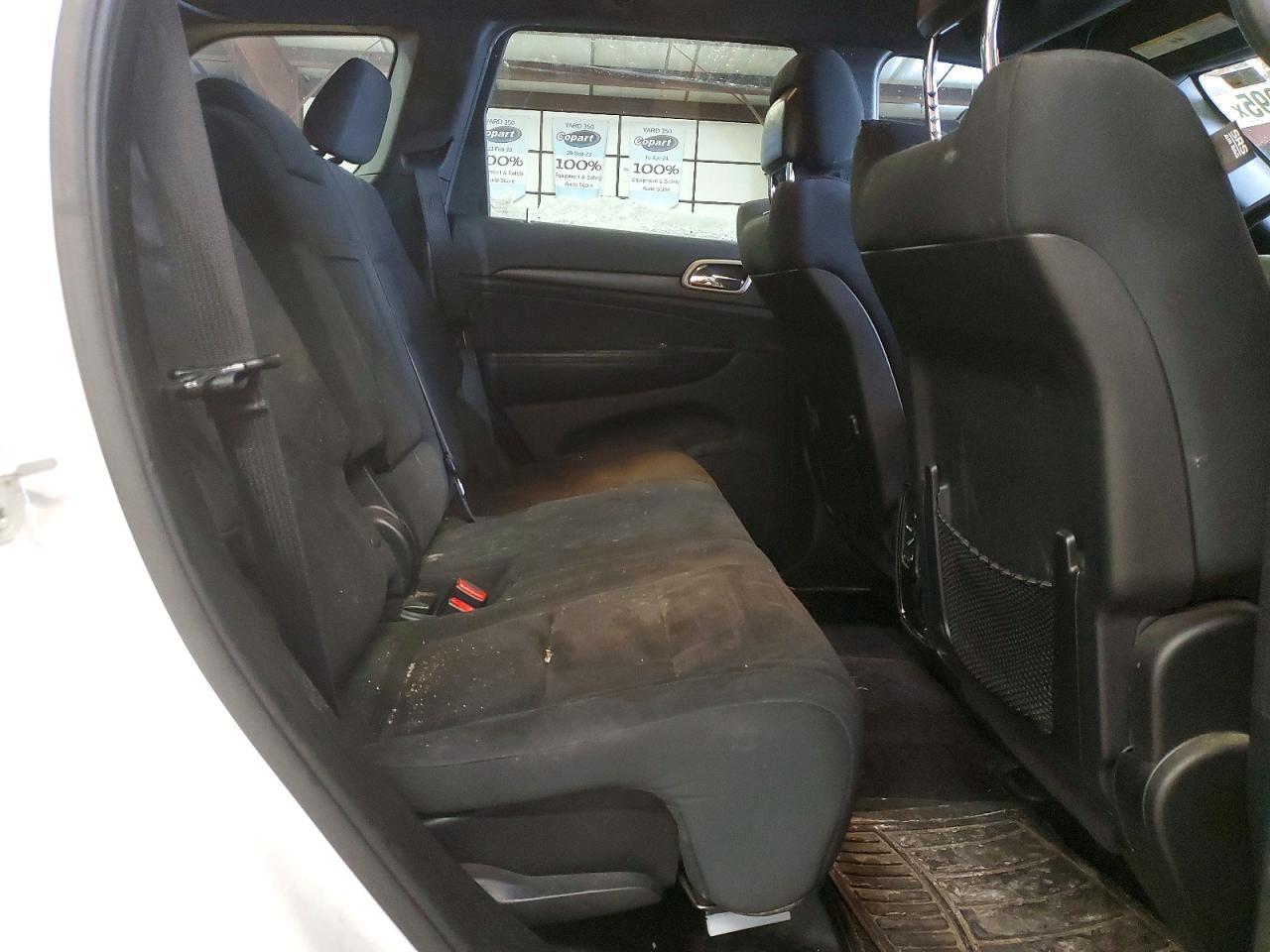 2016 Jeep Grand Cherokee Laredo - zdjęcie 11