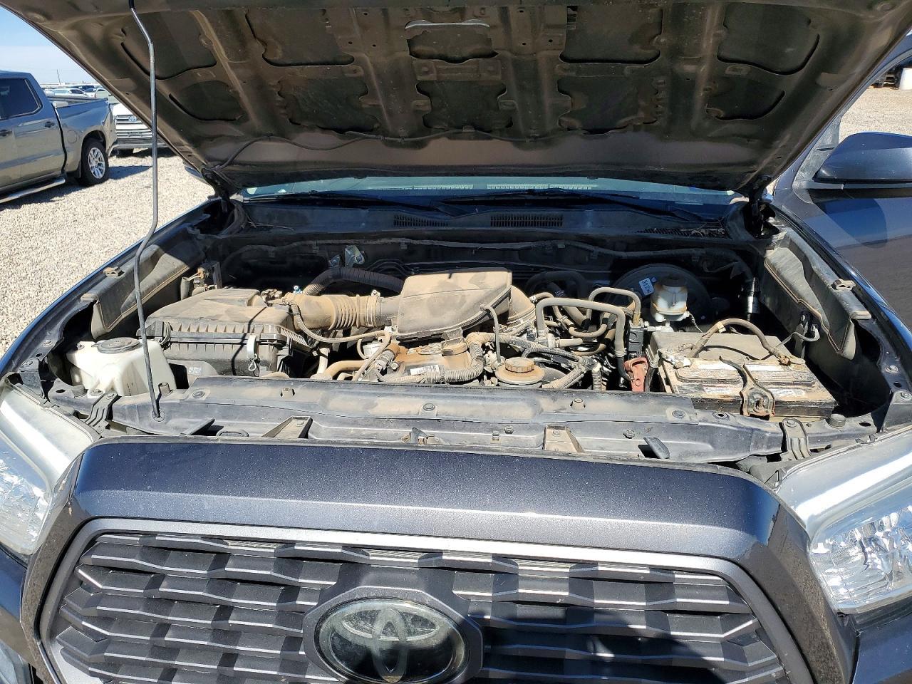 2019 Toyota Tacoma Sr - zdjęcie 11