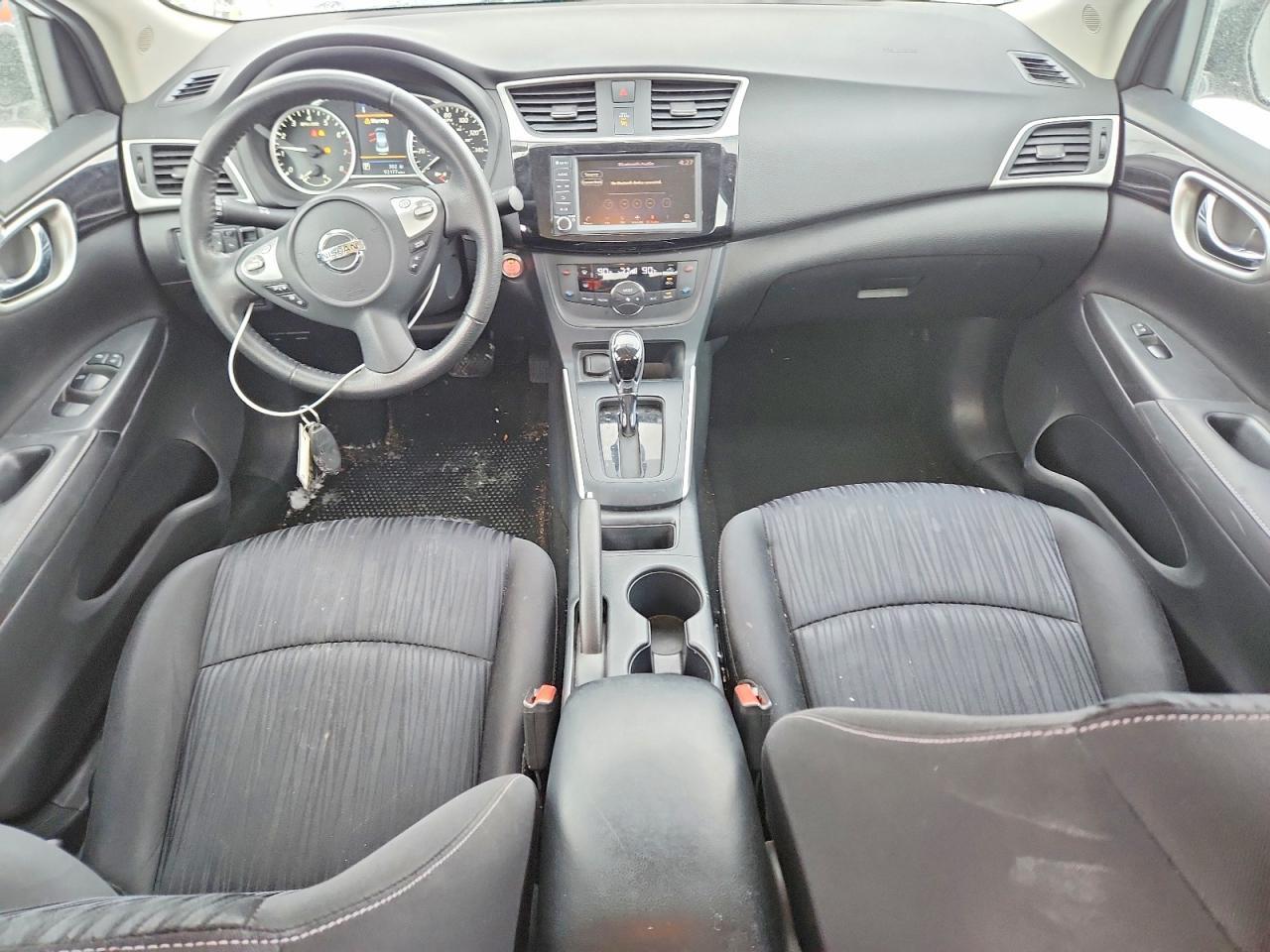 2019 Nissan Sentra S - zdjęcie 15