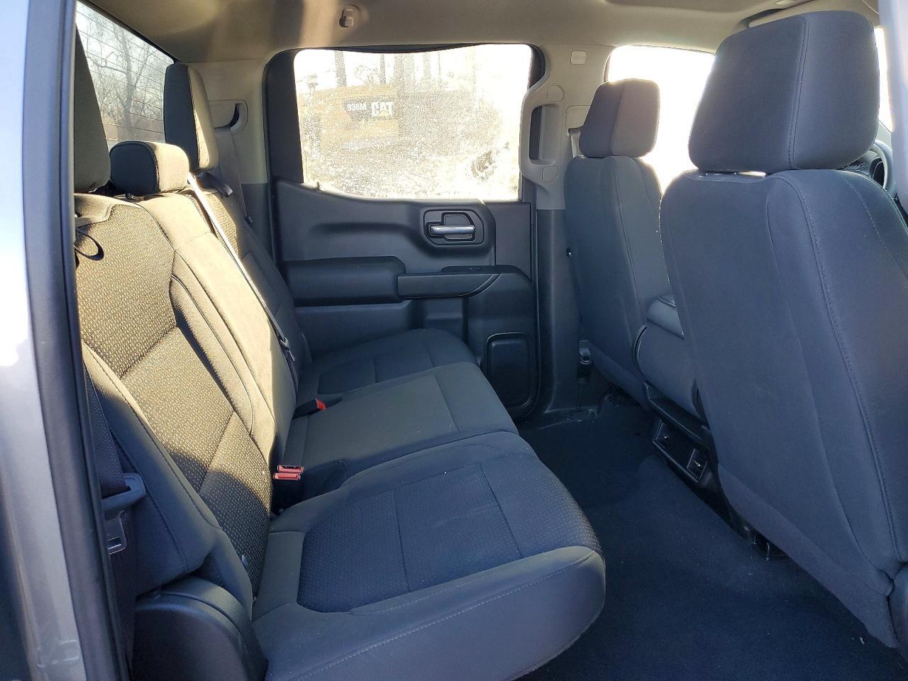 2021 Chevrolet Silverado K1500 Custom - zdjęcie 10