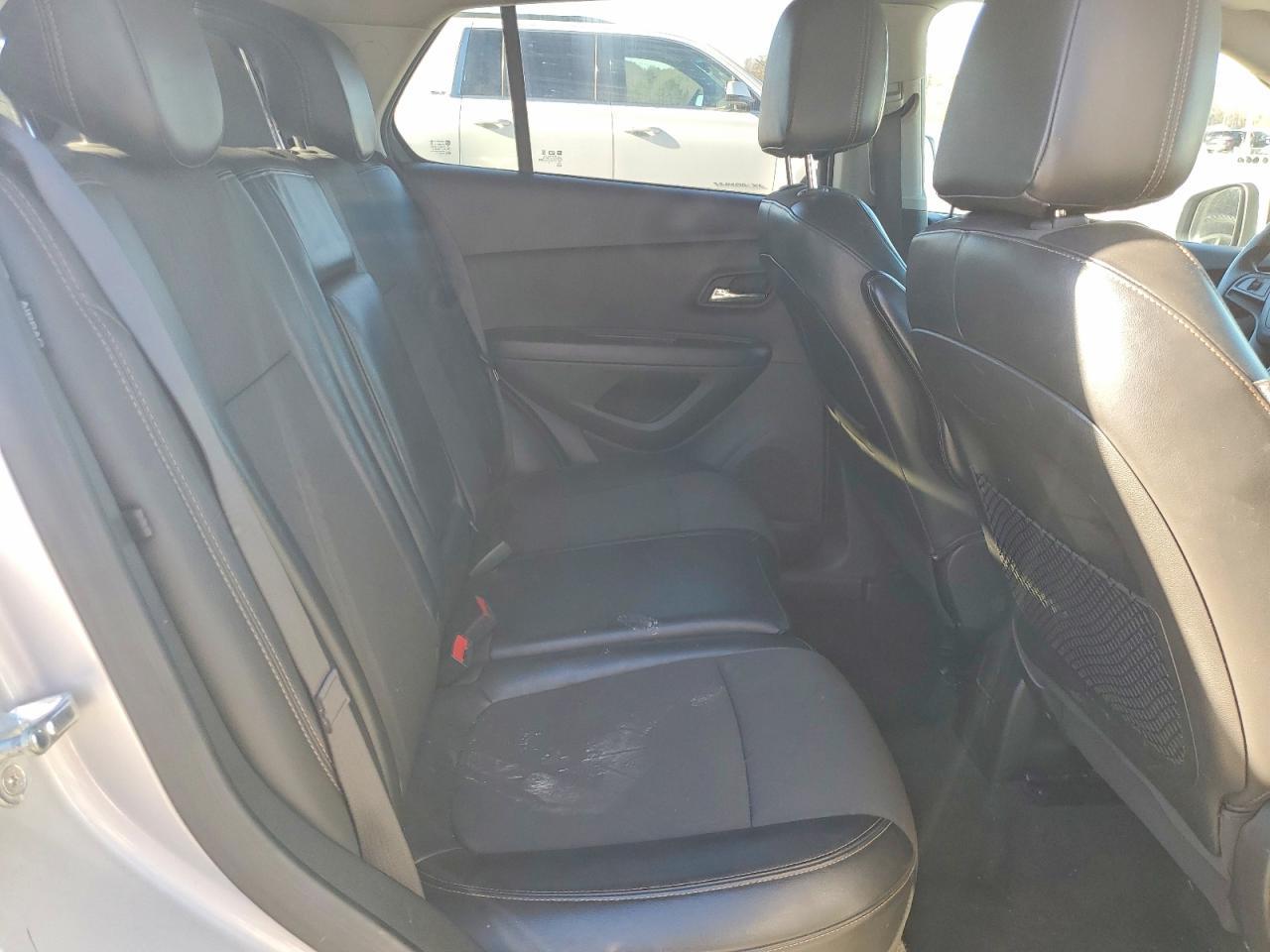 2021 Chevrolet Trax 1Lt - zdjęcie 11
