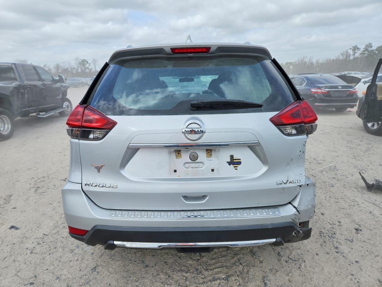 2018 Nissan Rogue Sv - zdjęcie 6