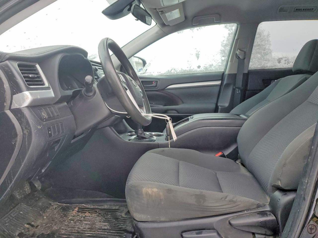 2019 Toyota Highlander Le - zdjęcie 7