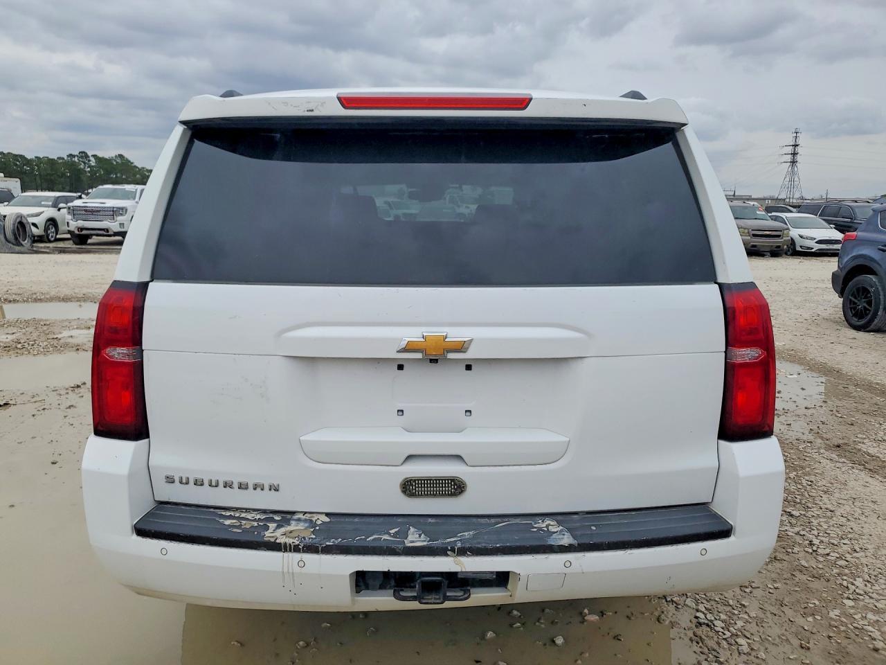 2020 Chevrolet Suburban K1500 Lt - zdjęcie 6