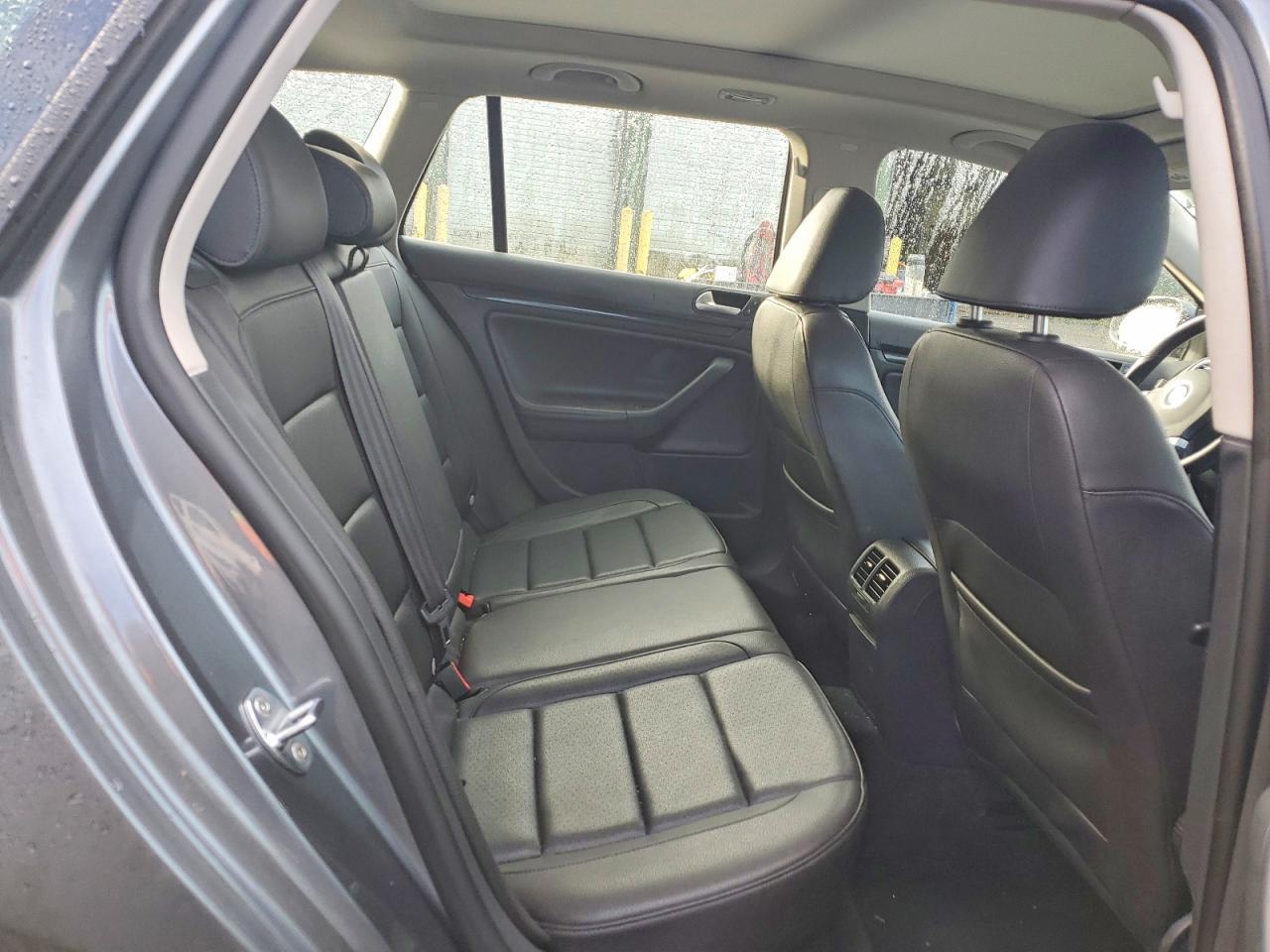 2013 Volkswagen Jetta Tdi - zdjęcie 10