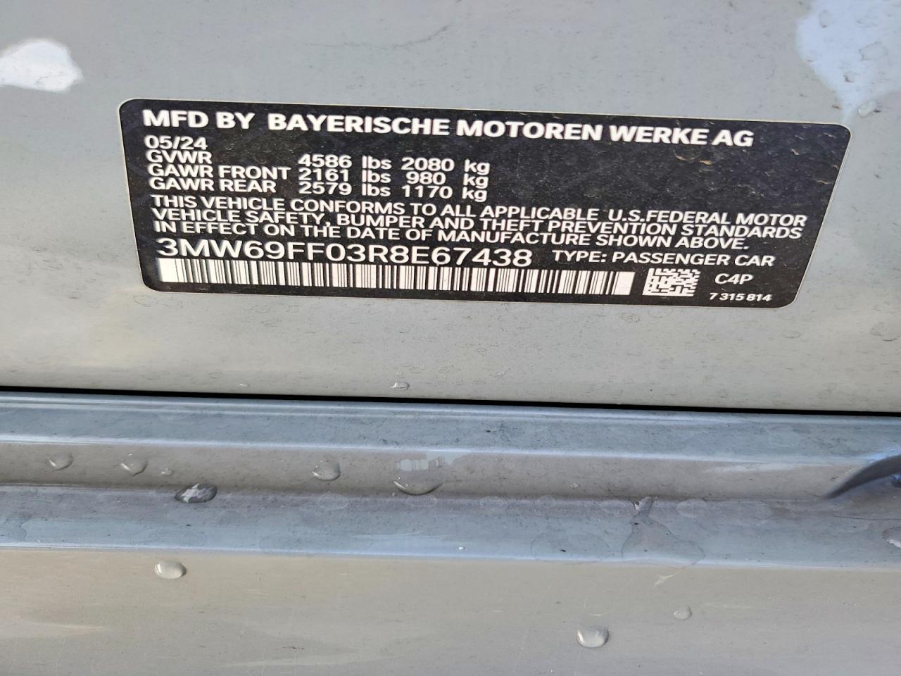 2024 BMW 330I - zdjęcie 12