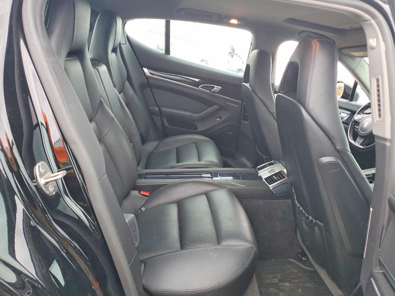 2013 Porsche Panamera 2 - zdjęcie 10