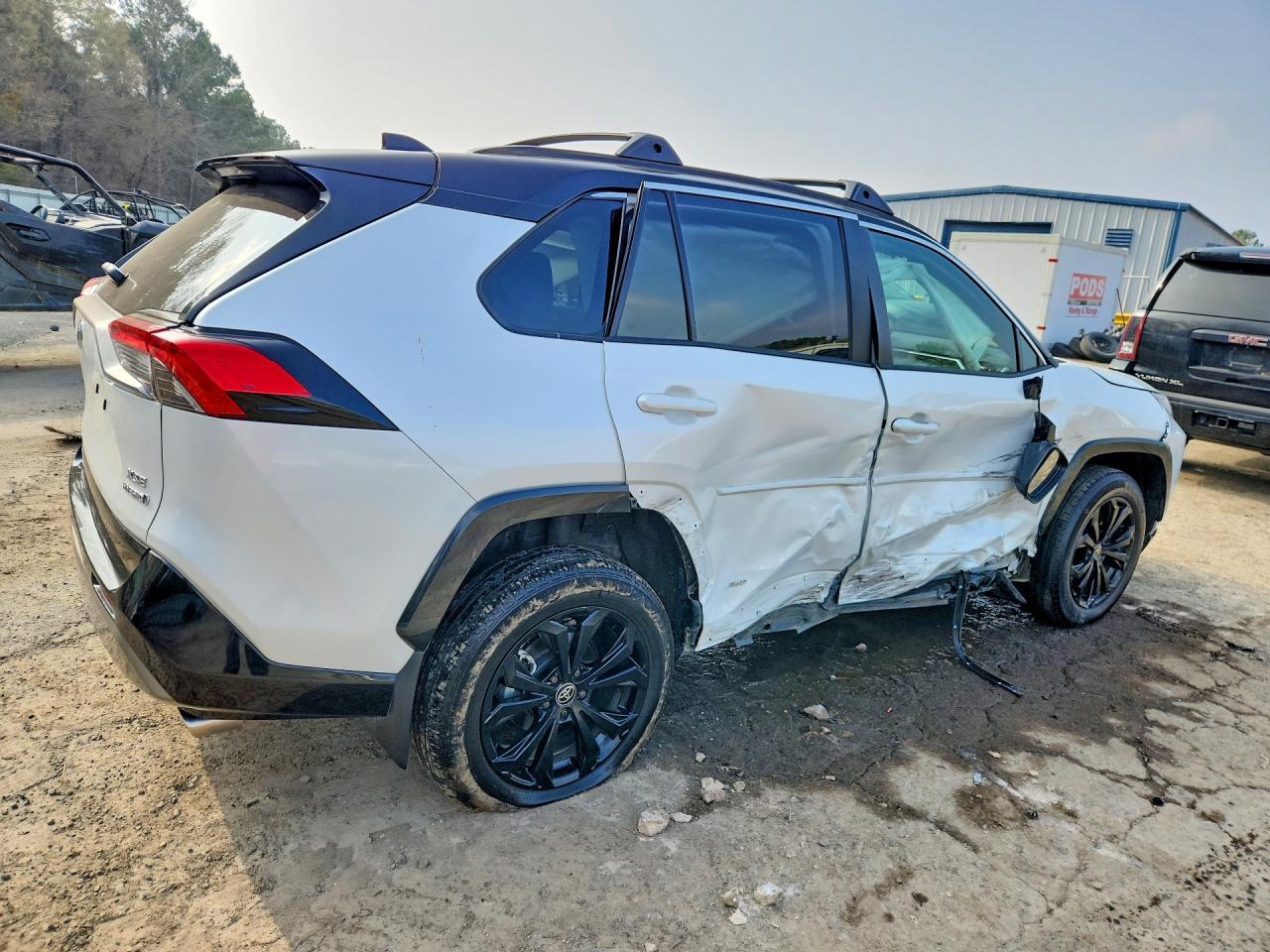 2023 Toyota Rav4 - zdjęcie 3