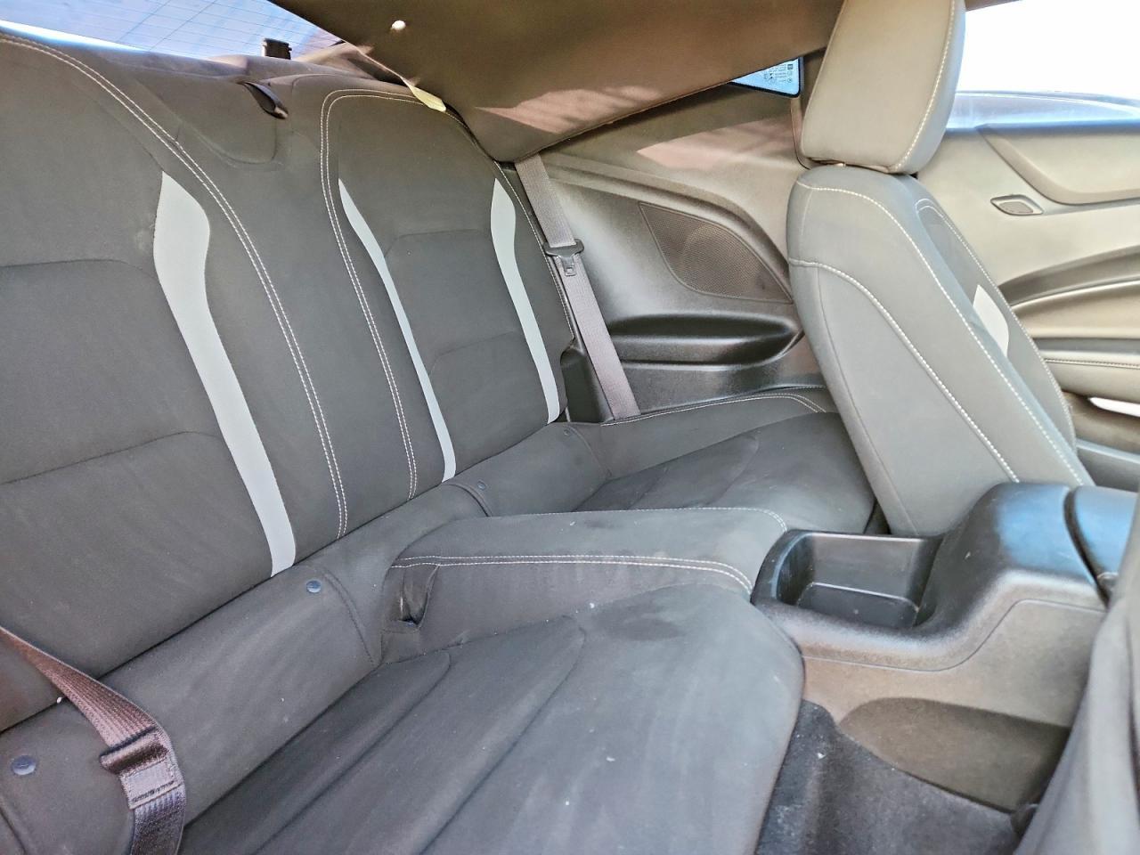 2020 Chevrolet Camaro Ls - zdjęcie 10