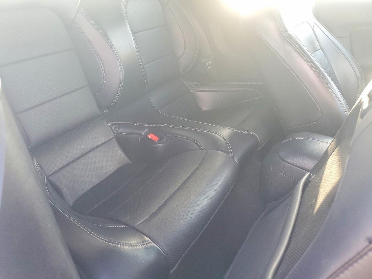 2019 Ford Mustang - zdjęcie 10