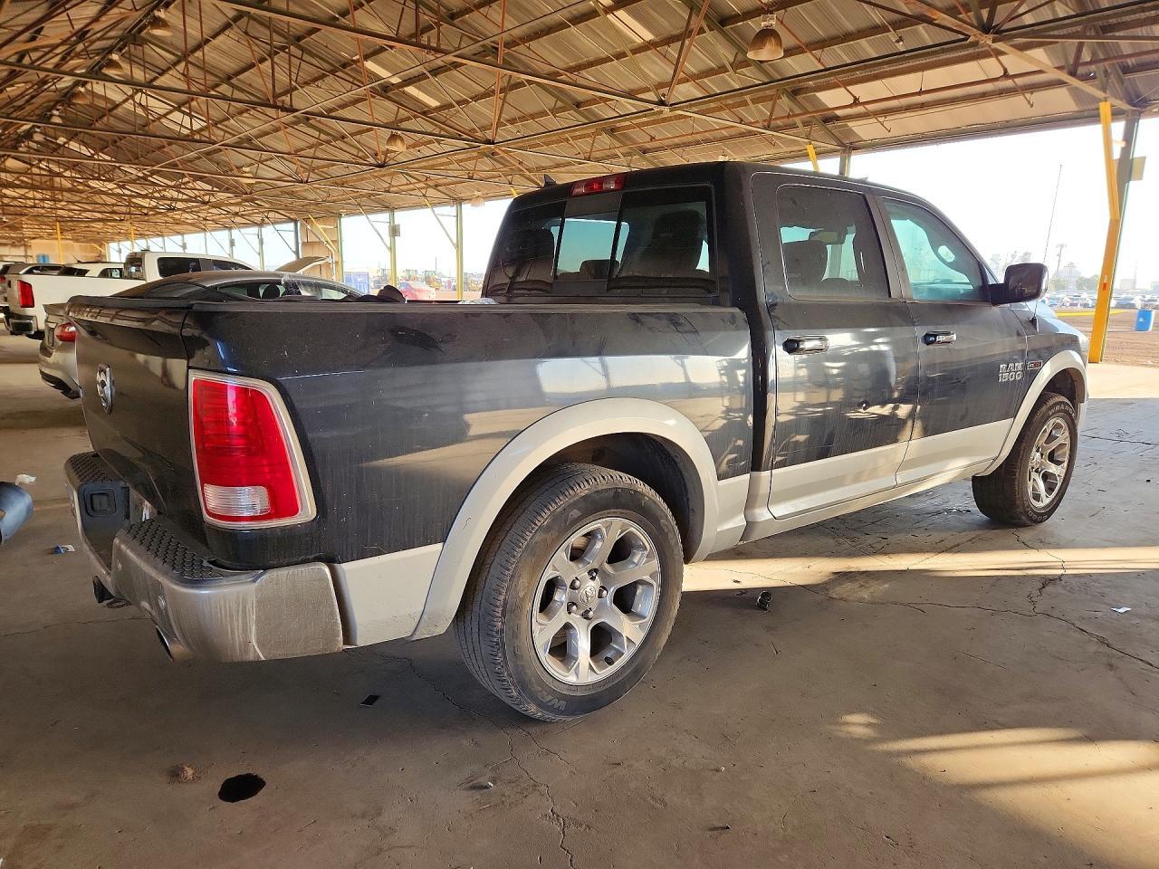 2015 Ram 1500 Laramie - zdjęcie 3
