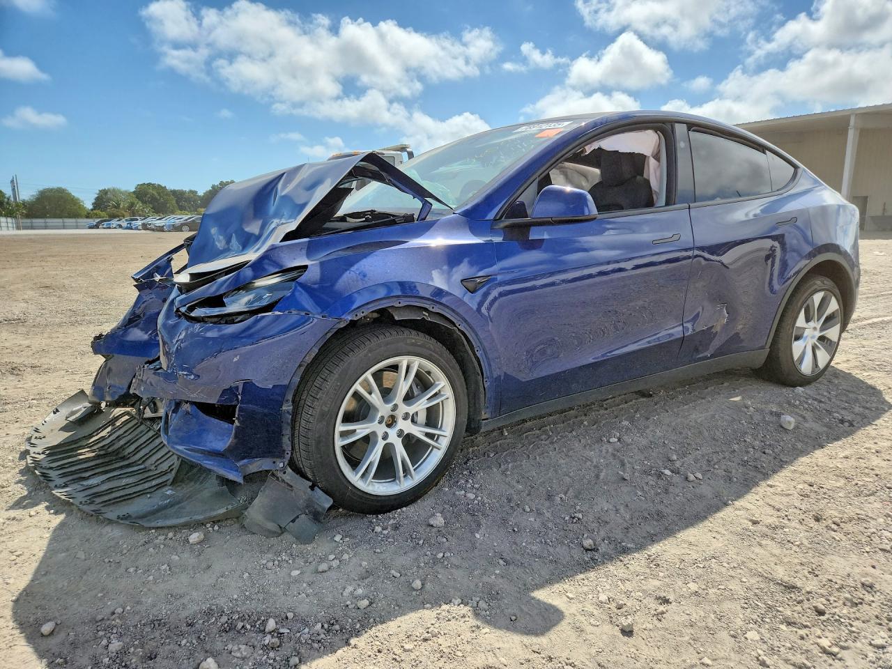 2023 Tesla Model Y - zdjęcie główne