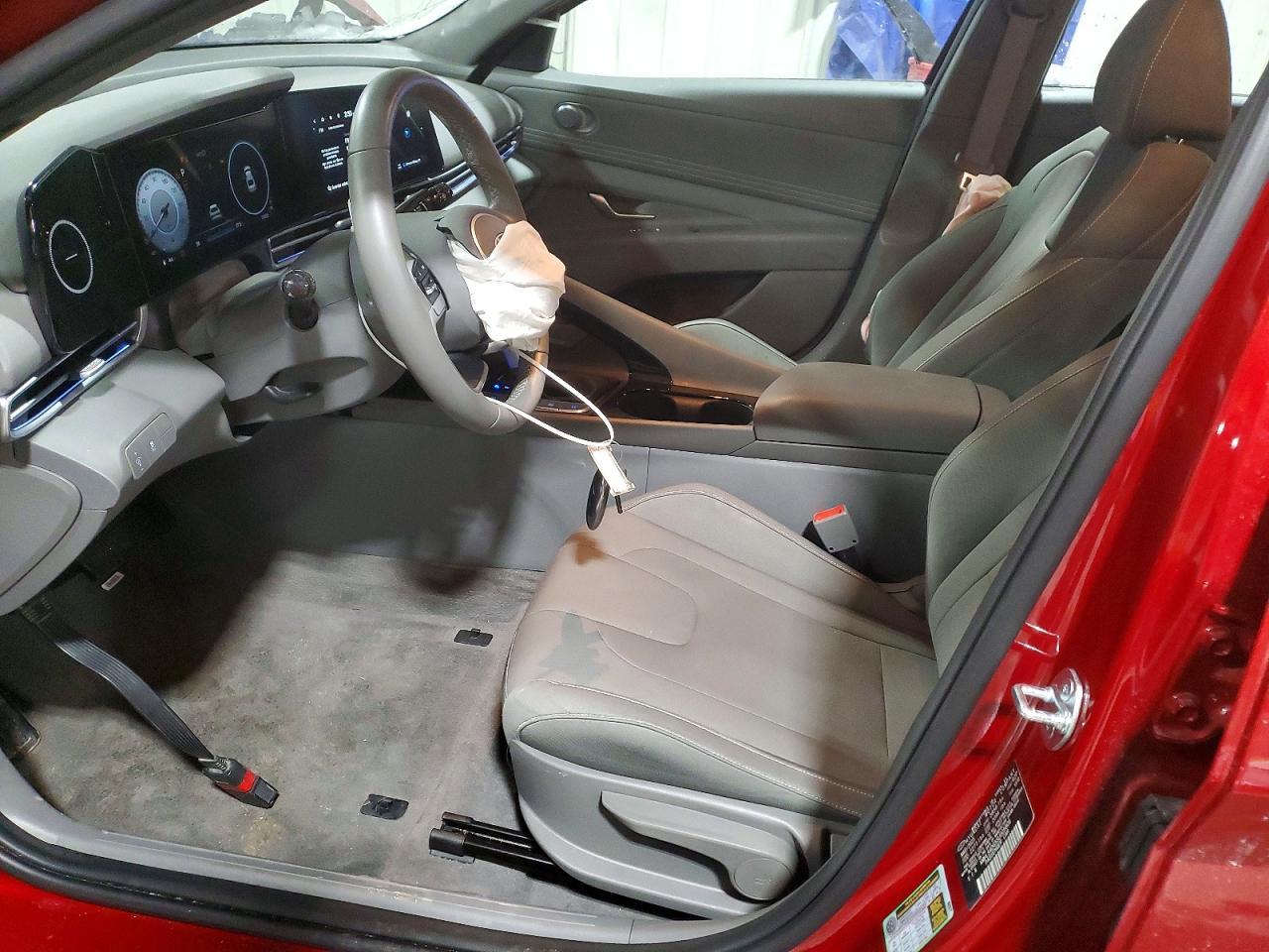 2025 Hyundai Elantra Sel - zdjęcie 7