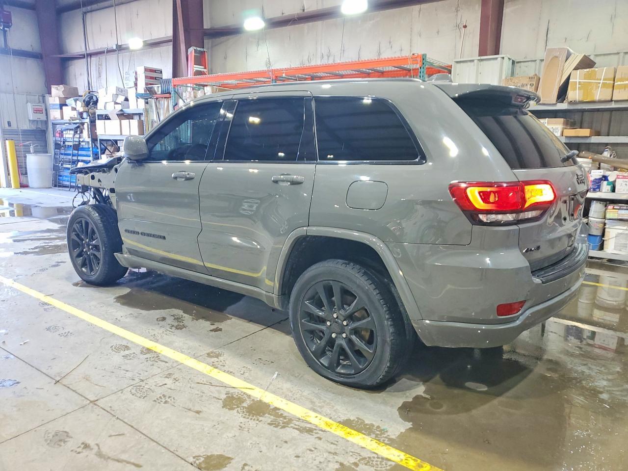 2019 Jeep Grand Cherokee Laredo - zdjęcie 2