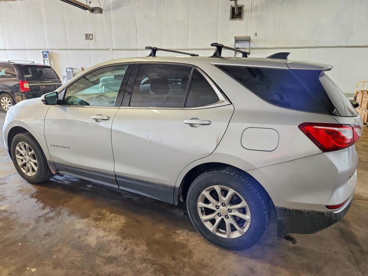 2018 Chevrolet Equinox Lt - zdjęcie 2