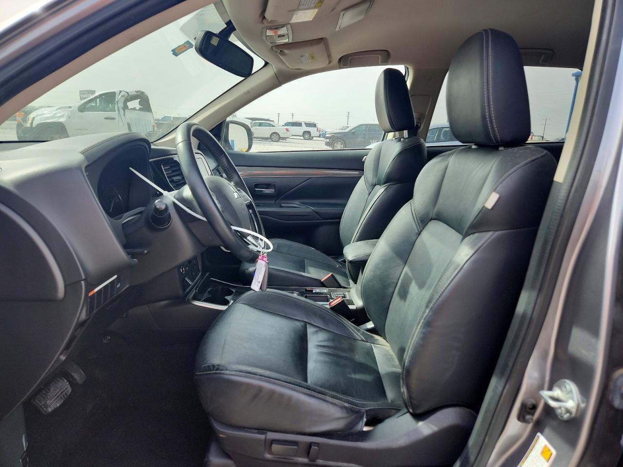 2019 Mitsubishi Outlander Se - zdjęcie 7