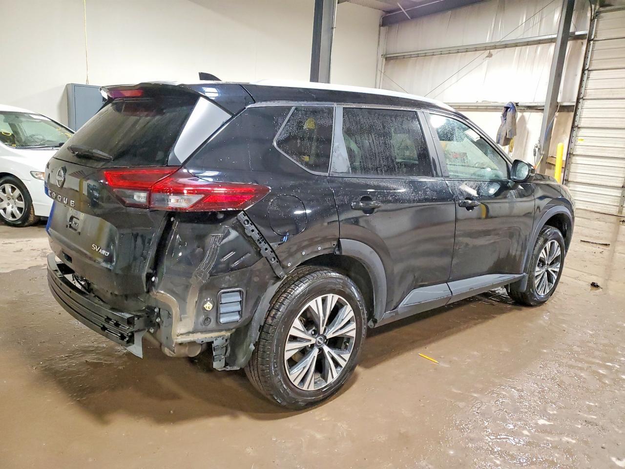 2022 Nissan Rogue Sv - zdjęcie 3