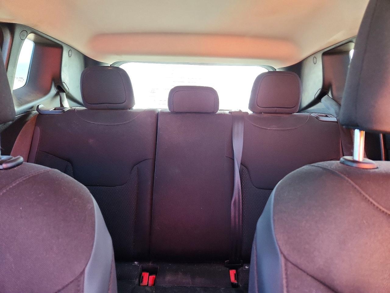 2018 Jeep Renegade Latitude - zdjęcie 10