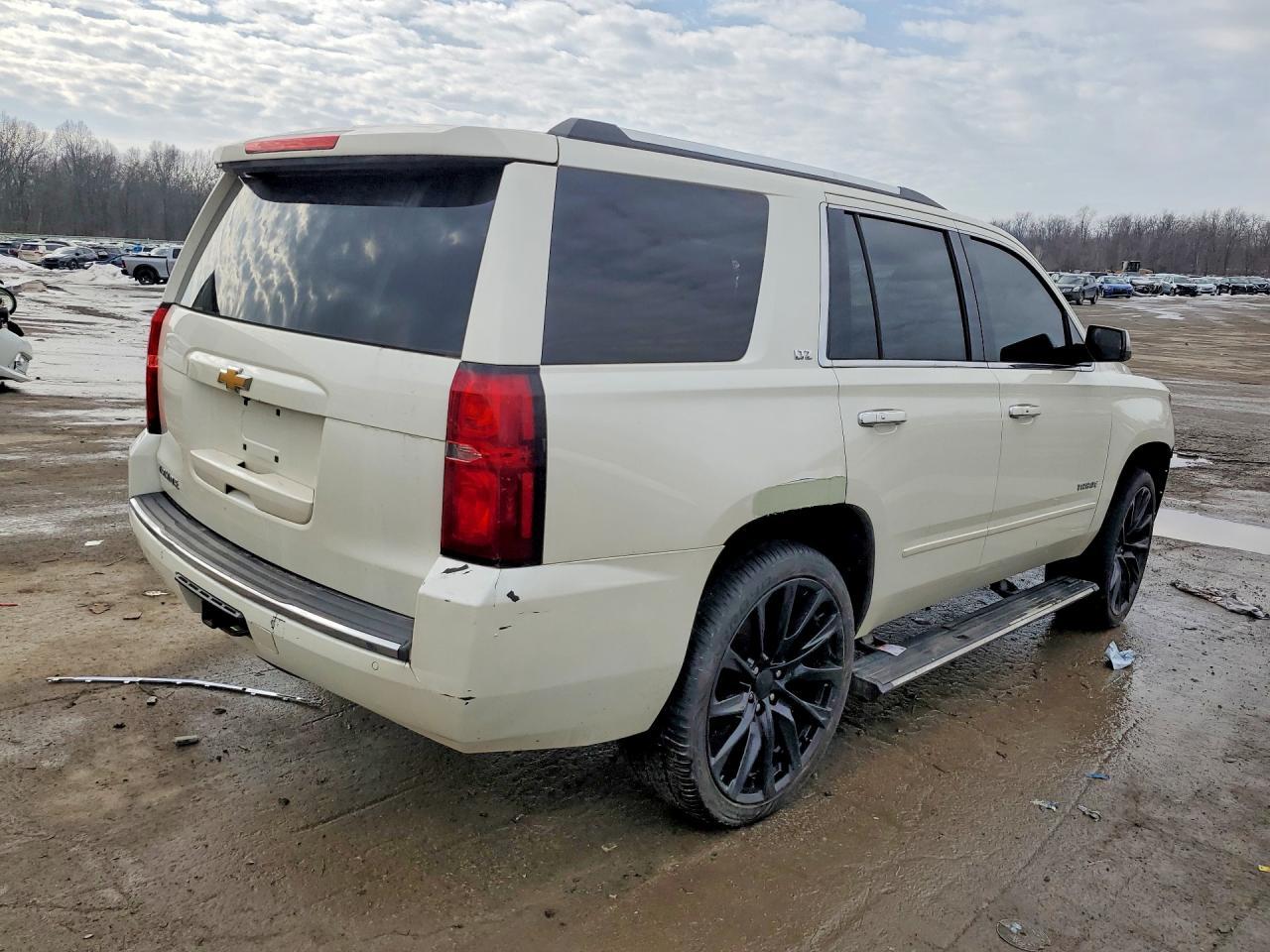 2015 Chevrolet Tahoe K1500 Ltz - zdjęcie 3