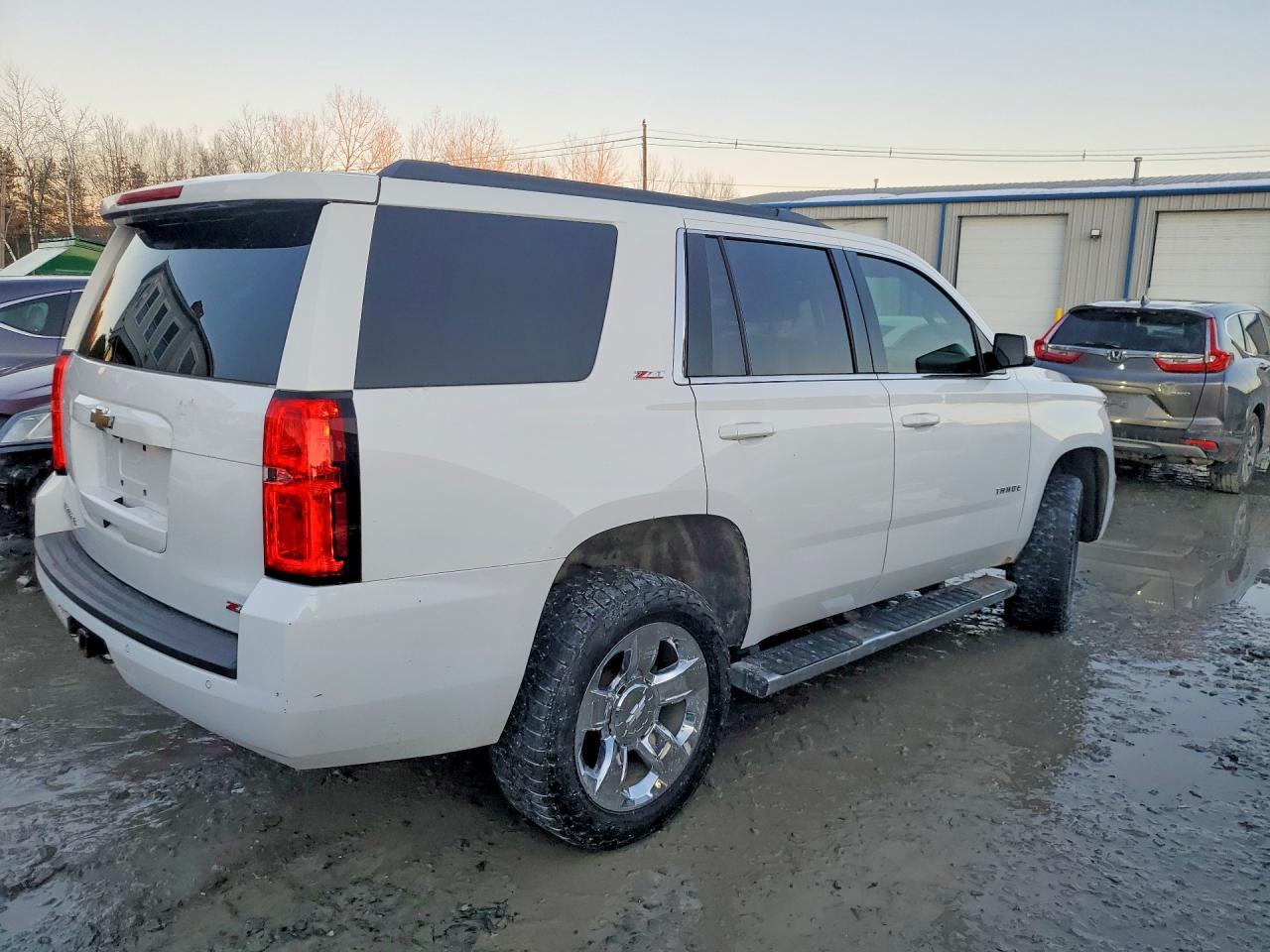 2016 Chevrolet Tahoe K1500 Lt - zdjęcie 3