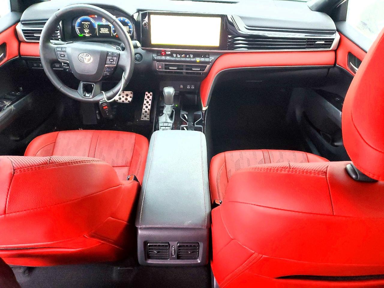 2025 Toyota Camry Xse - zdjęcie 8