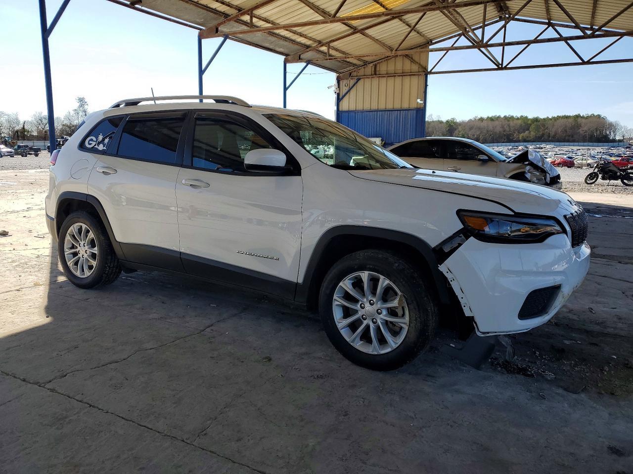 2020 Jeep Cherokee Latitude - zdjęcie 4