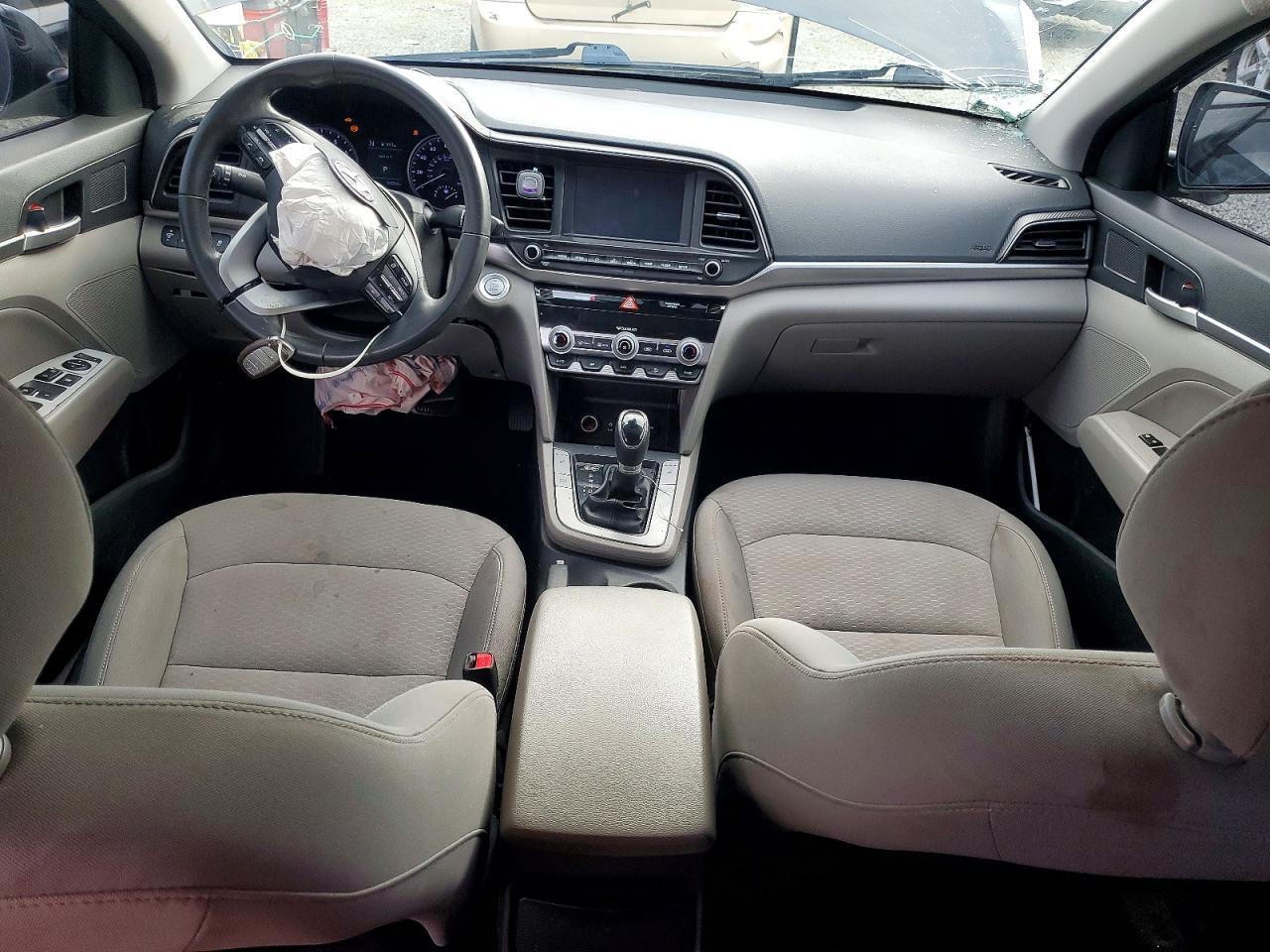 2020 Hyundai Elantra Sel - zdjęcie 8