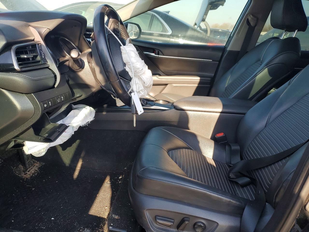 2019 Toyota Camry L - zdjęcie 7