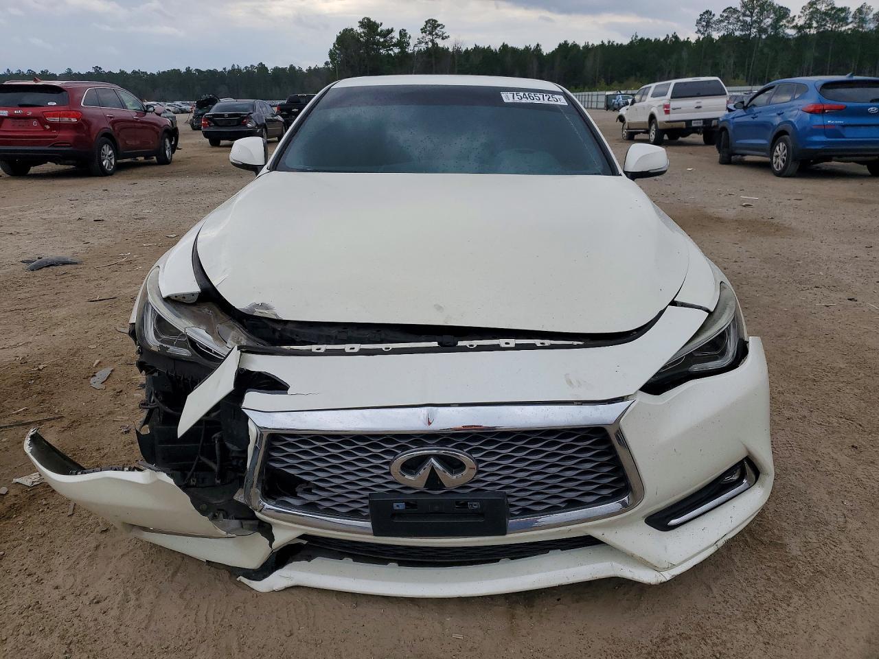 2017 Infiniti Q60 Premium - zdjęcie 5