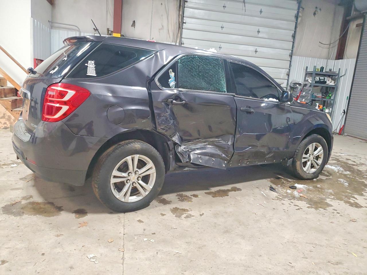 2016 Chevrolet Equinox Ls - zdjęcie 3